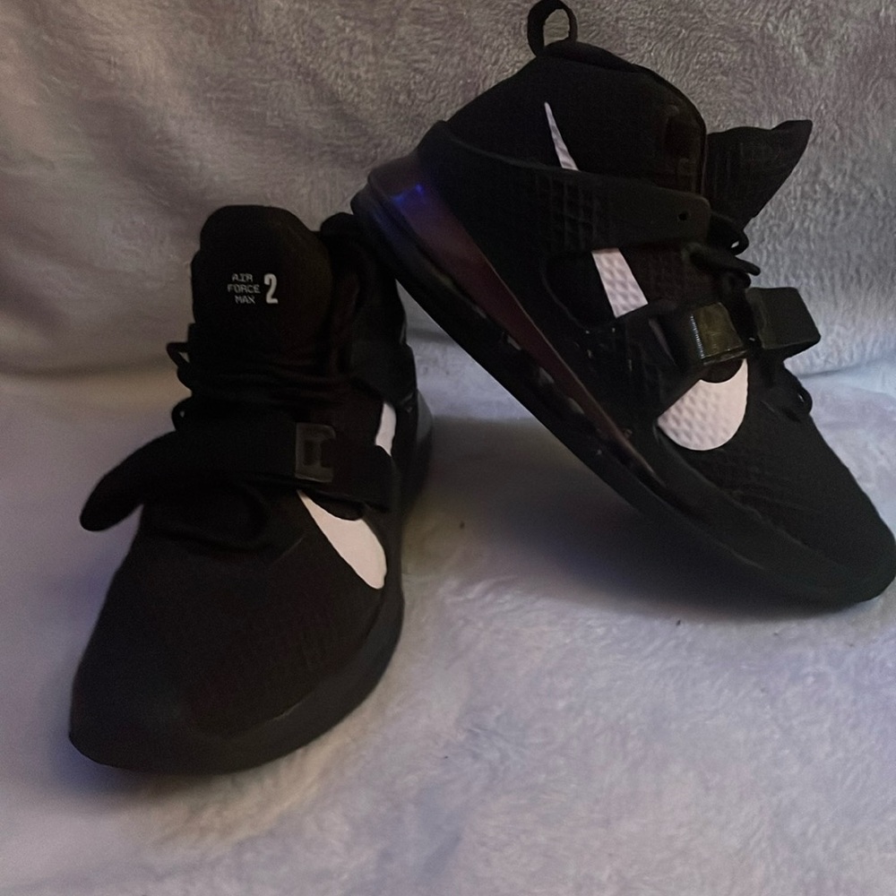 Hi Air Force, Max 2